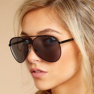 Quay Australia Vivienne black smoke sunglasses